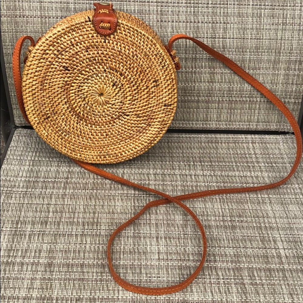 Rattan circle bag